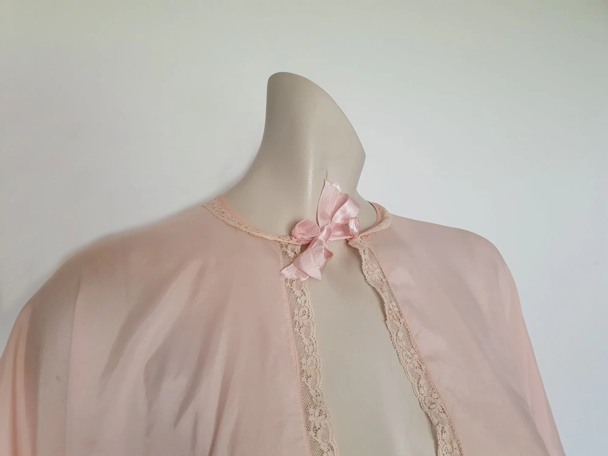 1930s Pink Loose-Fitting Boudoir Jacket, S-M