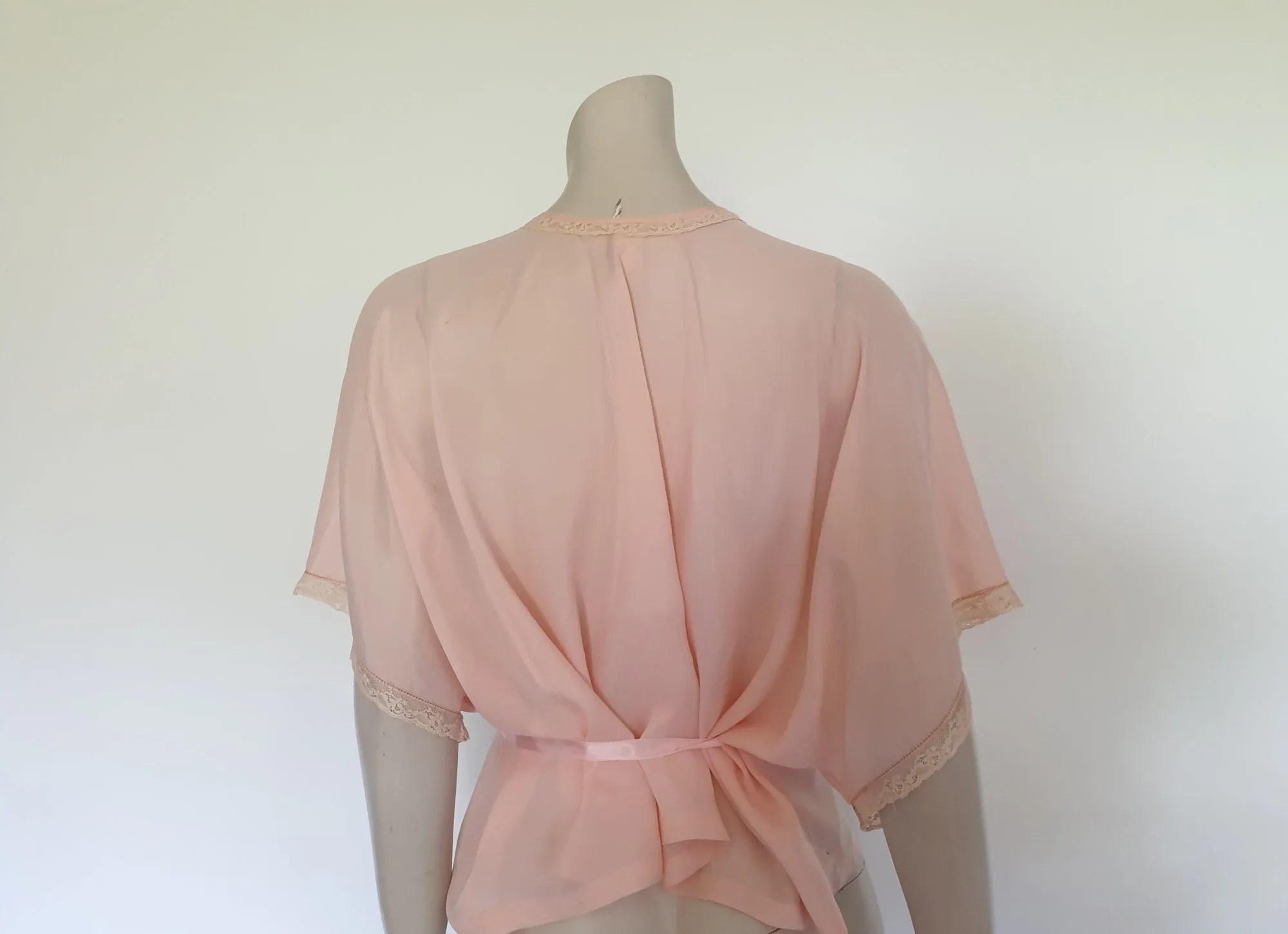 1930s Pink Loose-Fitting Boudoir Jacket, S-M