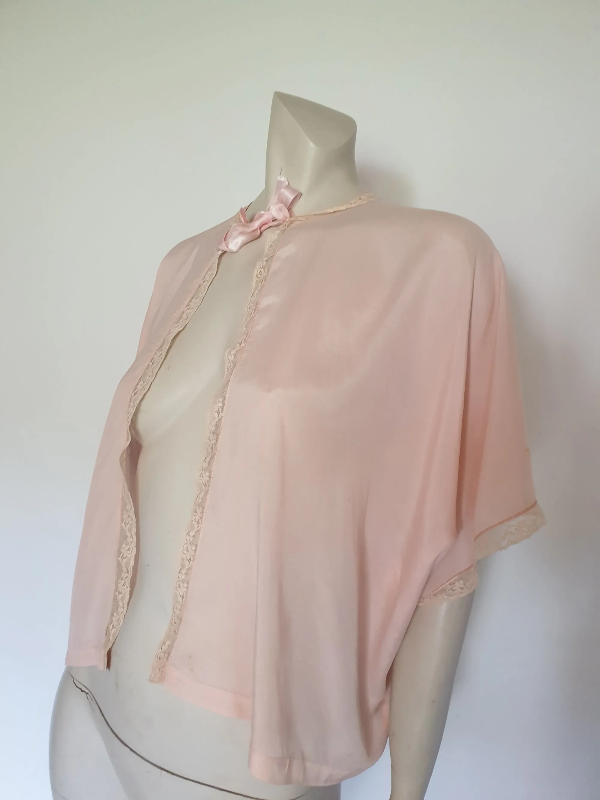 1930s Pink Loose-Fitting Boudoir Jacket, S-M