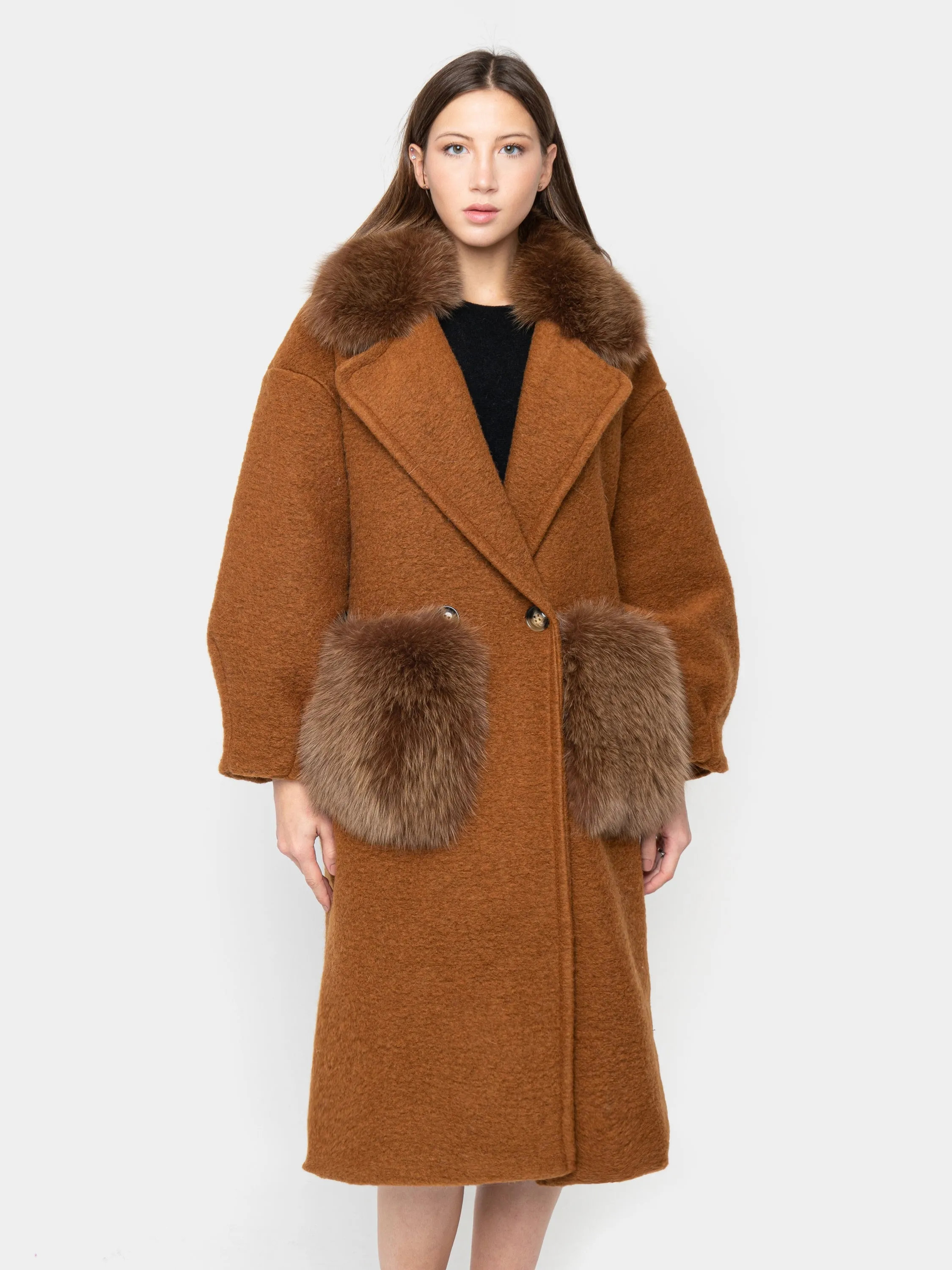 COAT - pockets and collar in brown fox