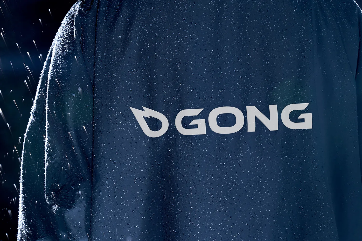 GONG | Poncho Imperméable Noir