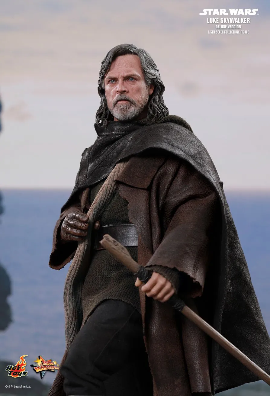 HOT TOYS STAR WARS THE LAST JEDI LUKE SKYWALKER (DELUXE VERSION) COLLECTIBLE FIGURE 1/6 - MMS458