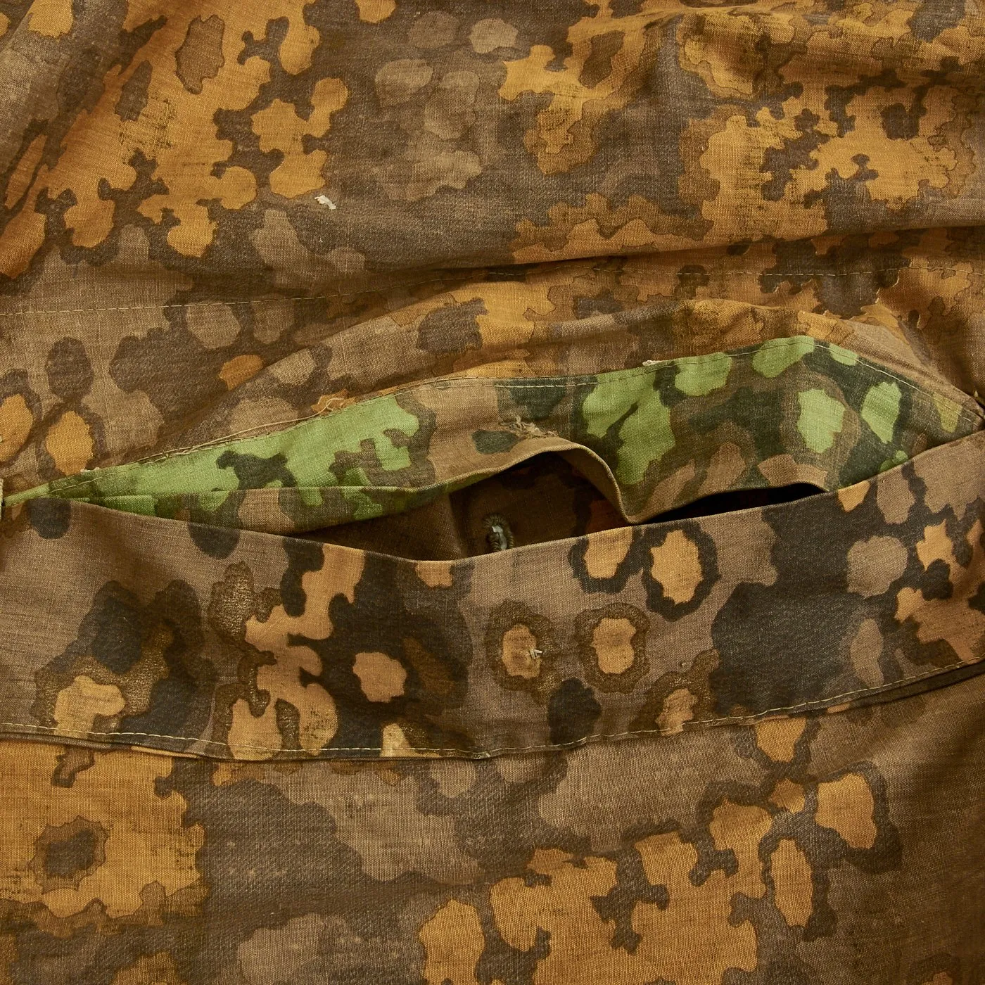 Original Rare German WWII Waffen-SS Zeltbahn Tent Quarter & Poncho in Oak Pattern A Camouflage