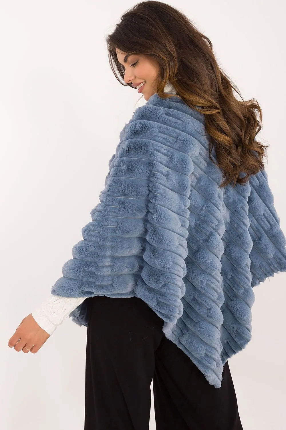 Poncho model 203664 AT